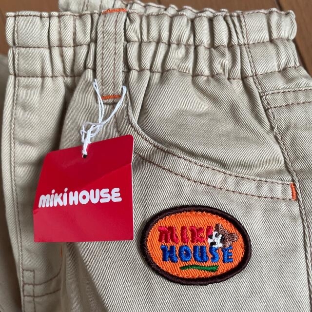 mikihouse(ミキハウス)のmiki HOUSE ミキハウス　チノパン　　　　　　　　90 新品✨ キッズ/ベビー/マタニティのキッズ服男の子用(90cm~)(パンツ/スパッツ)の商品写真