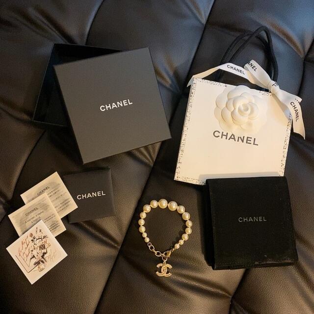 Chanel ブレスレット (すごく可愛いデザイン！箱付き！)