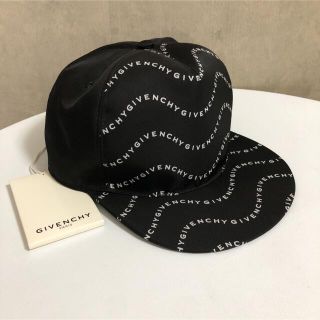 ジバンシィ(GIVENCHY)のGIVENCHYジバンシー キャップ 帽子　総柄(キャップ)