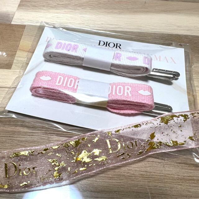 Dior(ディオール)のDior 靴紐(リボンおまけ付き) エンタメ/ホビーのコレクション(ノベルティグッズ)の商品写真