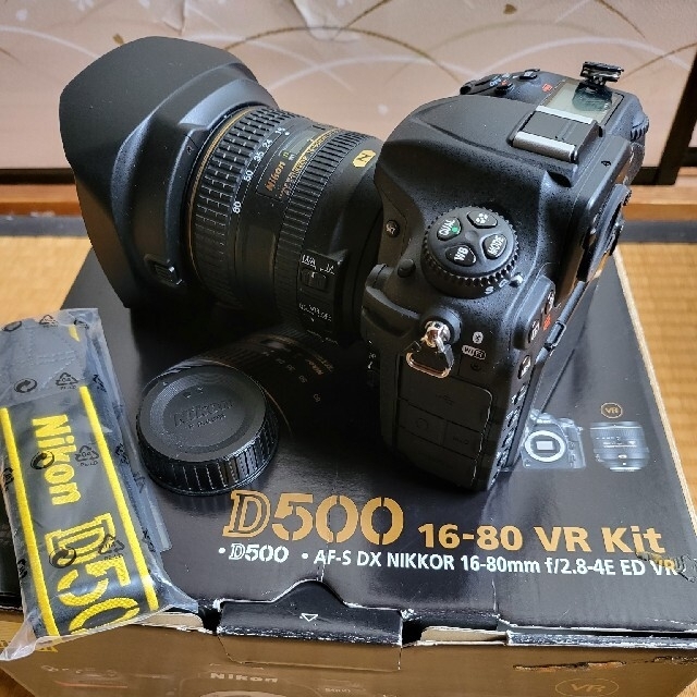 Nikon(ニコン)のNikon  DXフォーマットデジタル一眼レフカメラ D500 16-80 VR スマホ/家電/カメラのカメラ(デジタル一眼)の商品写真