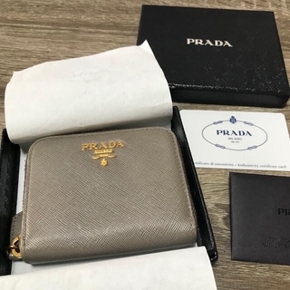 プラダ(PRADA)のプラダ　ミニ財布　コインケース(財布)