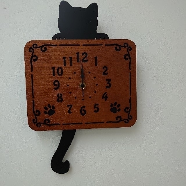 猫しっぽ振り子掛け時計 インテリア/住まい/日用品のインテリア小物(掛時計/柱時計)の商品写真