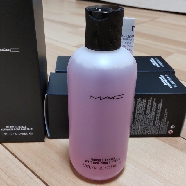 MAC(マック)のM・A・C ブラシクレンザー 1点 コスメ/美容のコスメ/美容 その他(その他)の商品写真