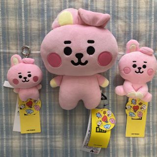 ビーティーイシビル(BT21)のBT21 cooky バッグチャーム ミニフラットクッション お座りぬいぐるみ (アイドルグッズ)