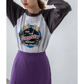 ミスティック(mystic)のラグランプリントTシャツ　kastane(Tシャツ(長袖/七分))