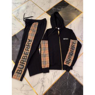 バーバリー(BURBERRY)のバーバリー　スウェット上下セット　メンズ　ウィメンズ(パーカー)