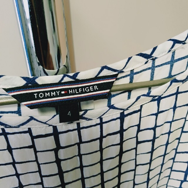 TOMMY HILFIGER(トミーヒルフィガー)のトミーフィルガー レディースのトップス(カットソー(半袖/袖なし))の商品写真