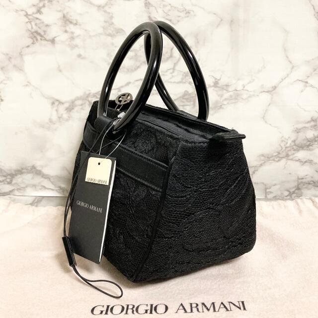 Giorgio Armani(ジョルジオアルマーニ)の【新品タグ付き】GIORGIO ARMANI フラワー総レースミニハンドバッグ レディースのバッグ(ハンドバッグ)の商品写真