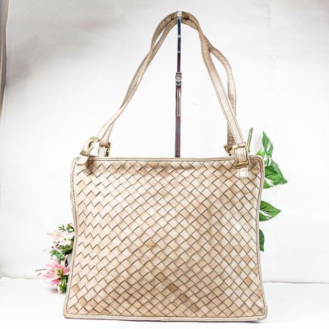 ✨希少品✨ BOTTEGAVENETA ボッテガ ヴェネタ サコッシュショルダー