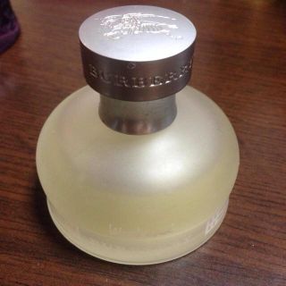 バーバリー(BURBERRY)のバーバリー weekend 50ml(香水(女性用))