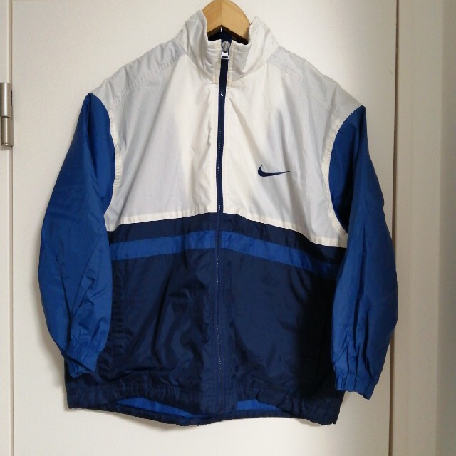 NIKE(ナイキ)の専用　NIKE　白タグ　90年代　ナイロンジャケット　ビッグスウッシュ レディースのジャケット/アウター(ナイロンジャケット)の商品写真