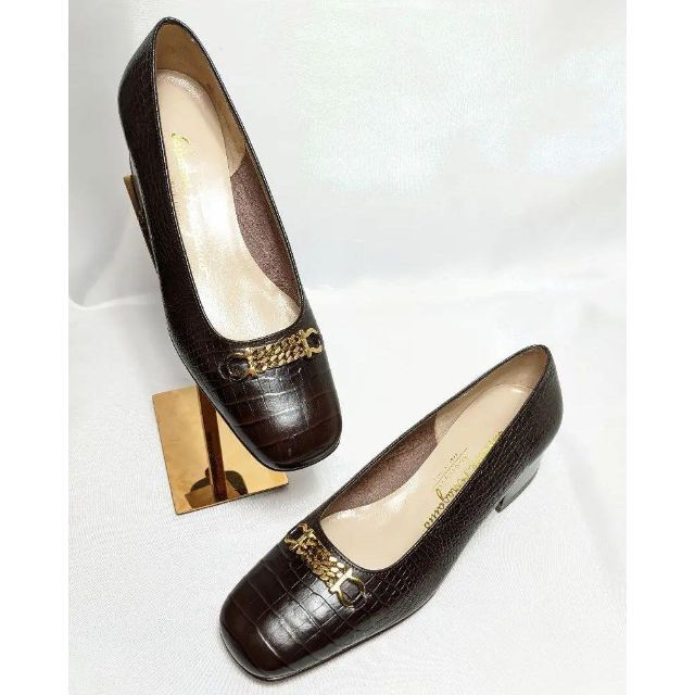 未使用極上美品♥フェラガモFerragamo クロコダイルパンプス 約22.5-