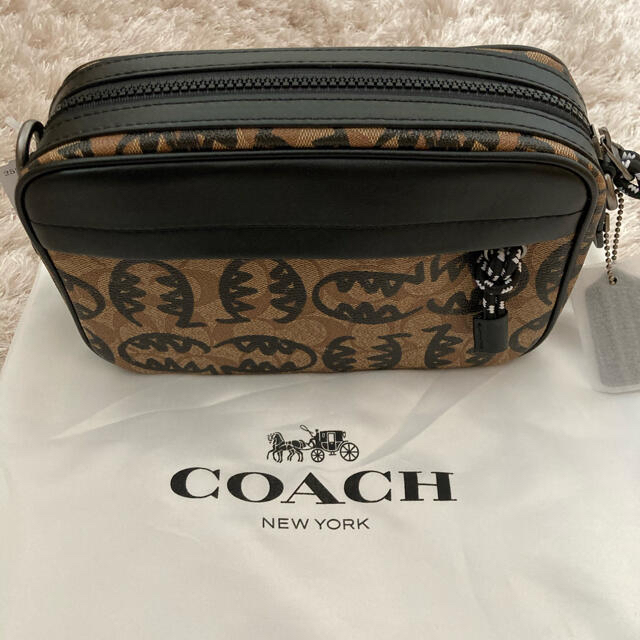 新品・未使用    COACH     メンズ   ショルダーバッグ