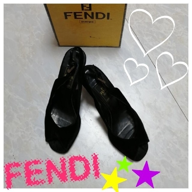 FENDI(フェンディ)の✨本日限定赤字大特価✨【確実正規品】FENDI💕ベロアサンダル〜23.5㌢ レディースの靴/シューズ(サンダル)の商品写真