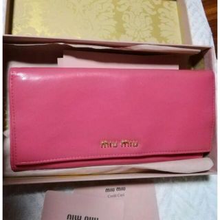 ミュウミュウ(miumiu)のミュウミュウ財布(財布)