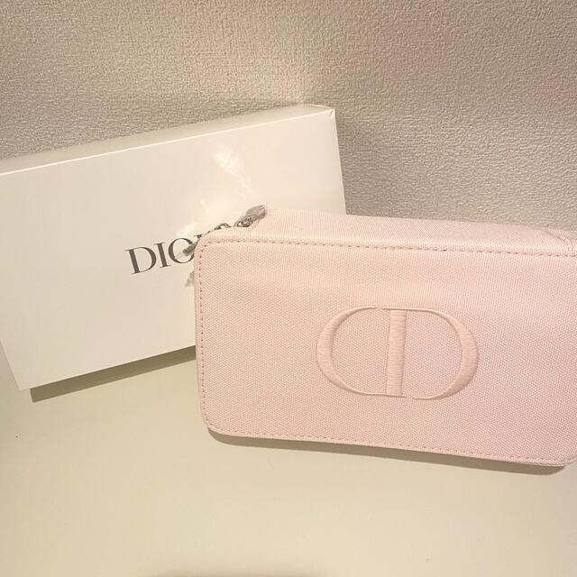 Dior(ディオール)のDior ポーチ　巾着付き レディースのファッション小物(ポーチ)の商品写真