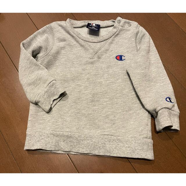 Champion(チャンピオン)のチャンピオン champion トレーナー 90 キッズ/ベビー/マタニティのキッズ服男の子用(90cm~)(Tシャツ/カットソー)の商品写真