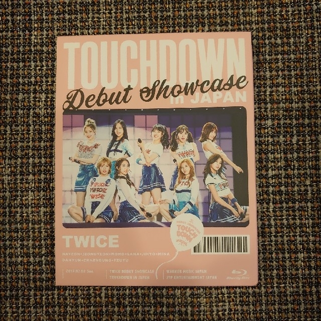 Waste(twice)(ウェストトゥワイス)のTWICE　DEBUT　SHOWCASE“Touchdown　in　JAPAN” エンタメ/ホビーのDVD/ブルーレイ(ミュージック)の商品写真