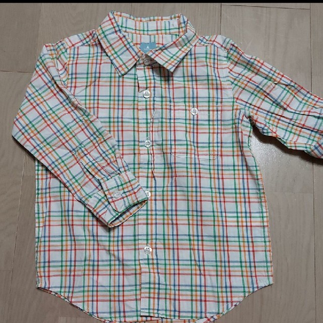 babyGAP(ベビーギャップ)の新品未使用　babyGAP　チェックシャツ サイズ100 キッズ/ベビー/マタニティのキッズ服男の子用(90cm~)(ブラウス)の商品写真