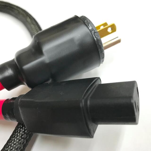 MIT CUSTOM POWER CABLE 電源ケーブル 1.7m (ミット) 楽器のギター(シールド/ケーブル)の商品写真