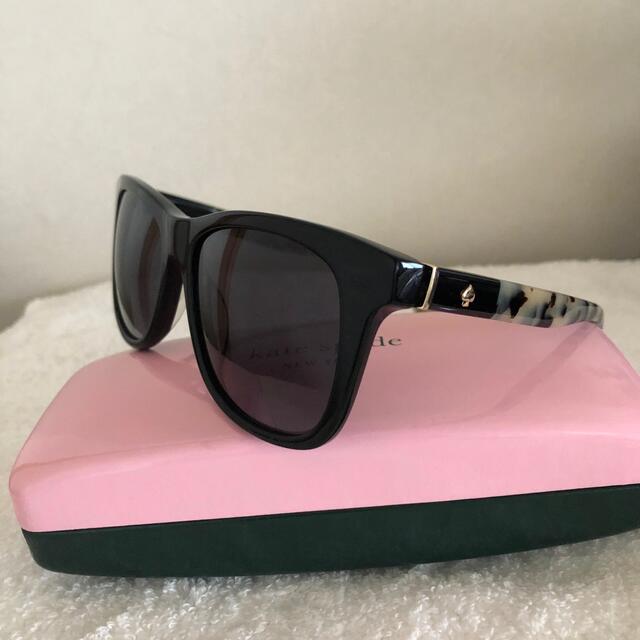 kate spade new york(ケイトスペードニューヨーク)の新品　ケイトスペード　サングラス　kate spade new york レディースのファッション小物(サングラス/メガネ)の商品写真