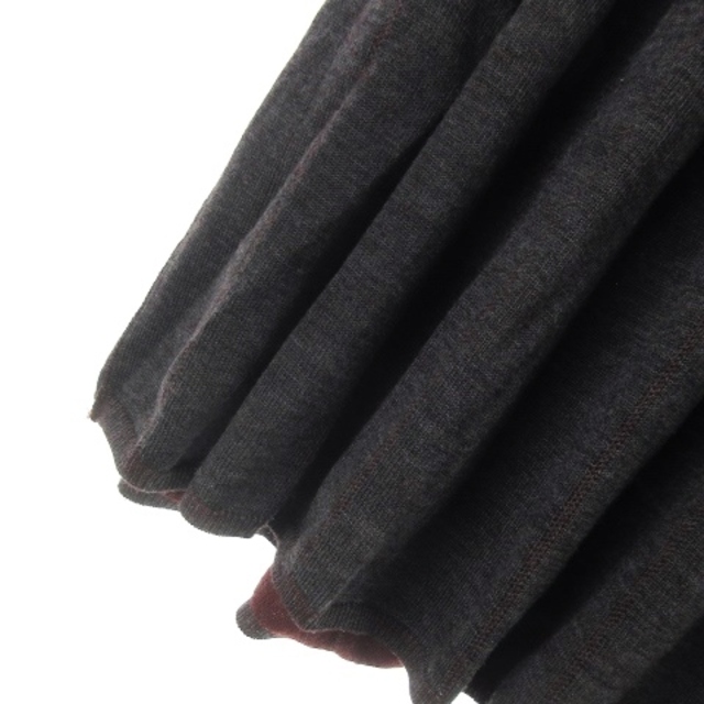 MACPHEE(マカフィー)のマカフィー スカート リバーシブル ニット フレア ひざ丈 ウール 38 グレー レディースのスカート(ひざ丈スカート)の商品写真