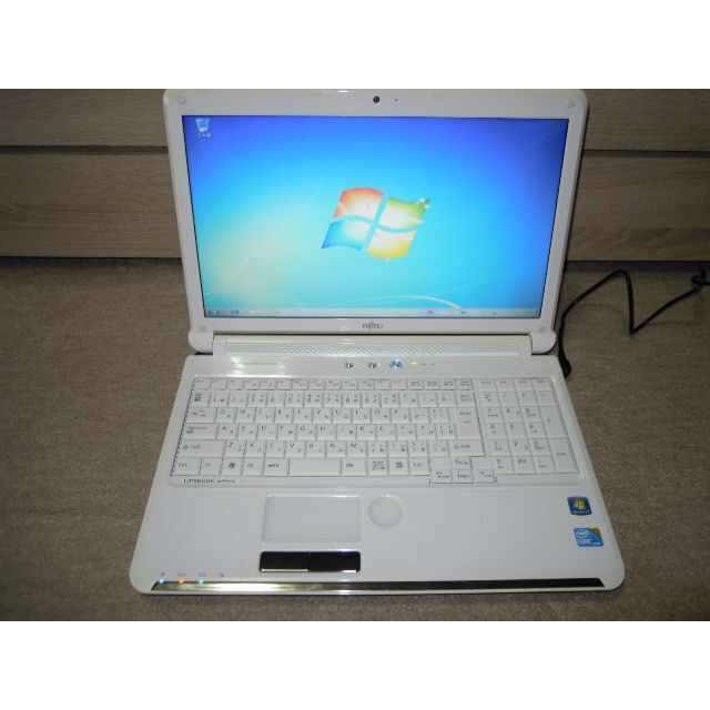 富士通 LIFEBOOK AH550/5B Core i5 M560 メモリ２G