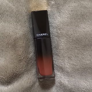 シャネル(CHANEL)の送料込☆ｼｬﾈﾙ ﾙｰｼﾞｭ ｱﾘｭｰﾙ ﾗｯｸ 84 ﾛｰｽﾞ ｱﾝﾋﾞｷﾞｭ(口紅)