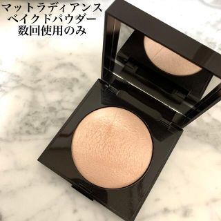 ローラメルシエ(laura mercier)のマットラディアンスベイクドパウダー(フェイスパウダー)