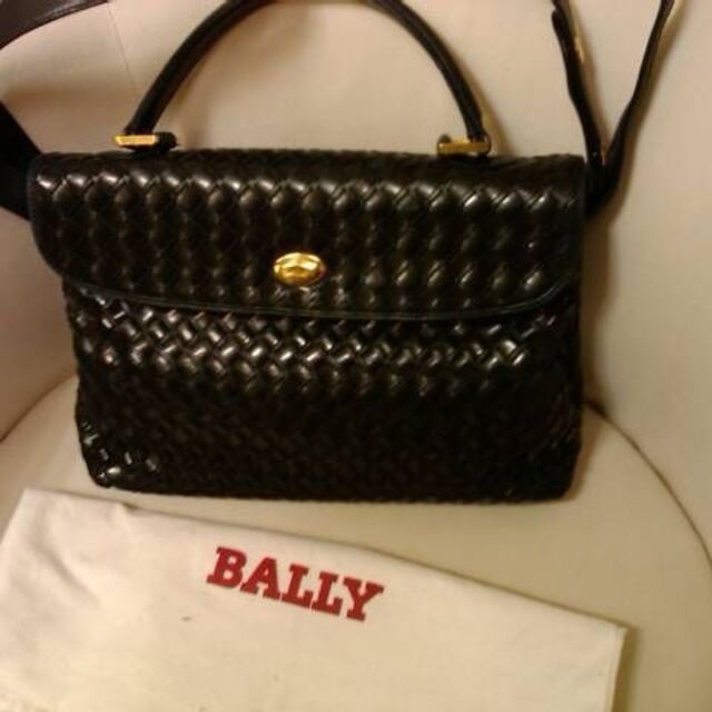 BALLY（バリー) 編み込みレザー ブラック 2WAYショルダーバッグ