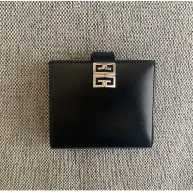 GIVENCHY 財布 2