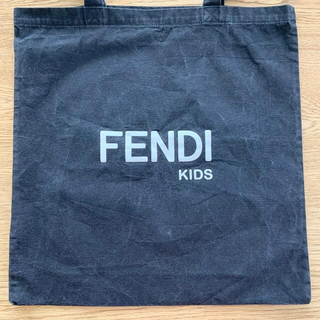 フェンディ エコバッグの通販 74点 | FENDIを買うならラクマ