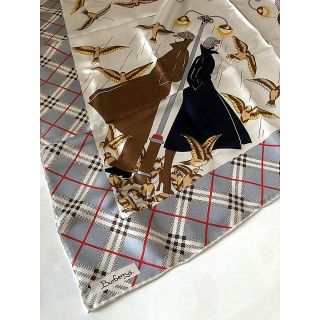正規品鑑定済みバーバリーレア柄水色ノバチェック縁人物&鳥柄シルク