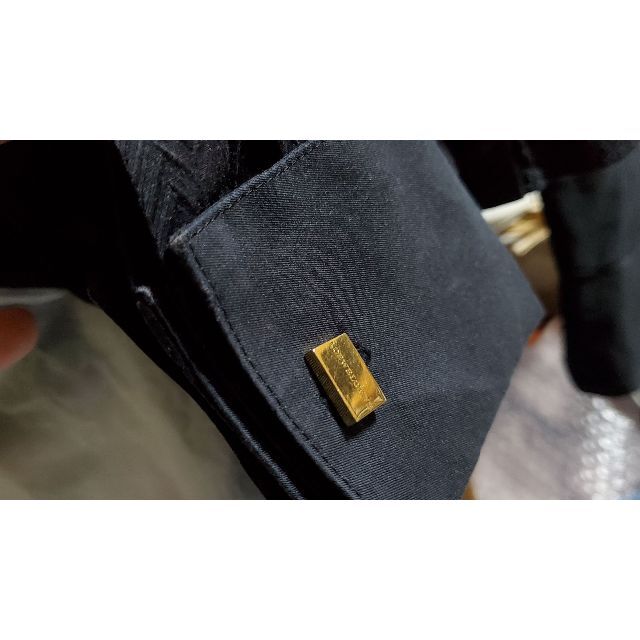 LOEWE(ロエベ)の正規良 ロエベ アマソナ アナグラム 2連 ロゴエンブレムカフス ブロックボタン メンズのファッション小物(カフリンクス)の商品写真