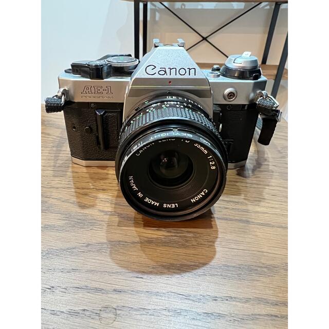 Canon(キヤノン)のCanon AE-1 プログラム + FD 35mm F2.8 スマホ/家電/カメラのカメラ(フィルムカメラ)の商品写真