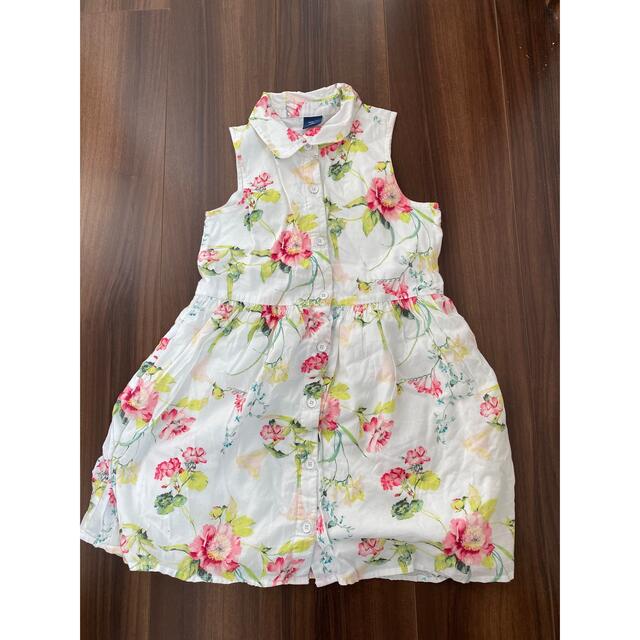 GAP Kids(ギャップキッズ)の花柄　ワンピース  120 キッズ/ベビー/マタニティのキッズ服女の子用(90cm~)(ワンピース)の商品写真