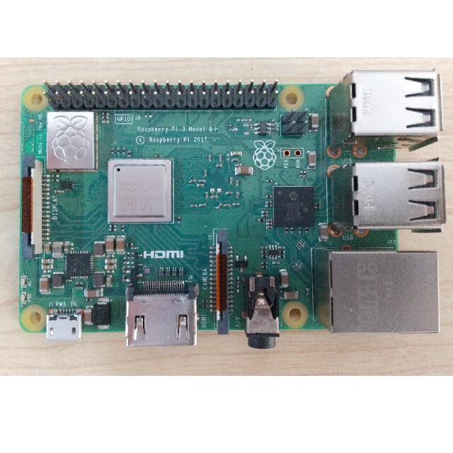 ラズベリーパイ3モデルB+（RaspberryPi  3 Model B+）