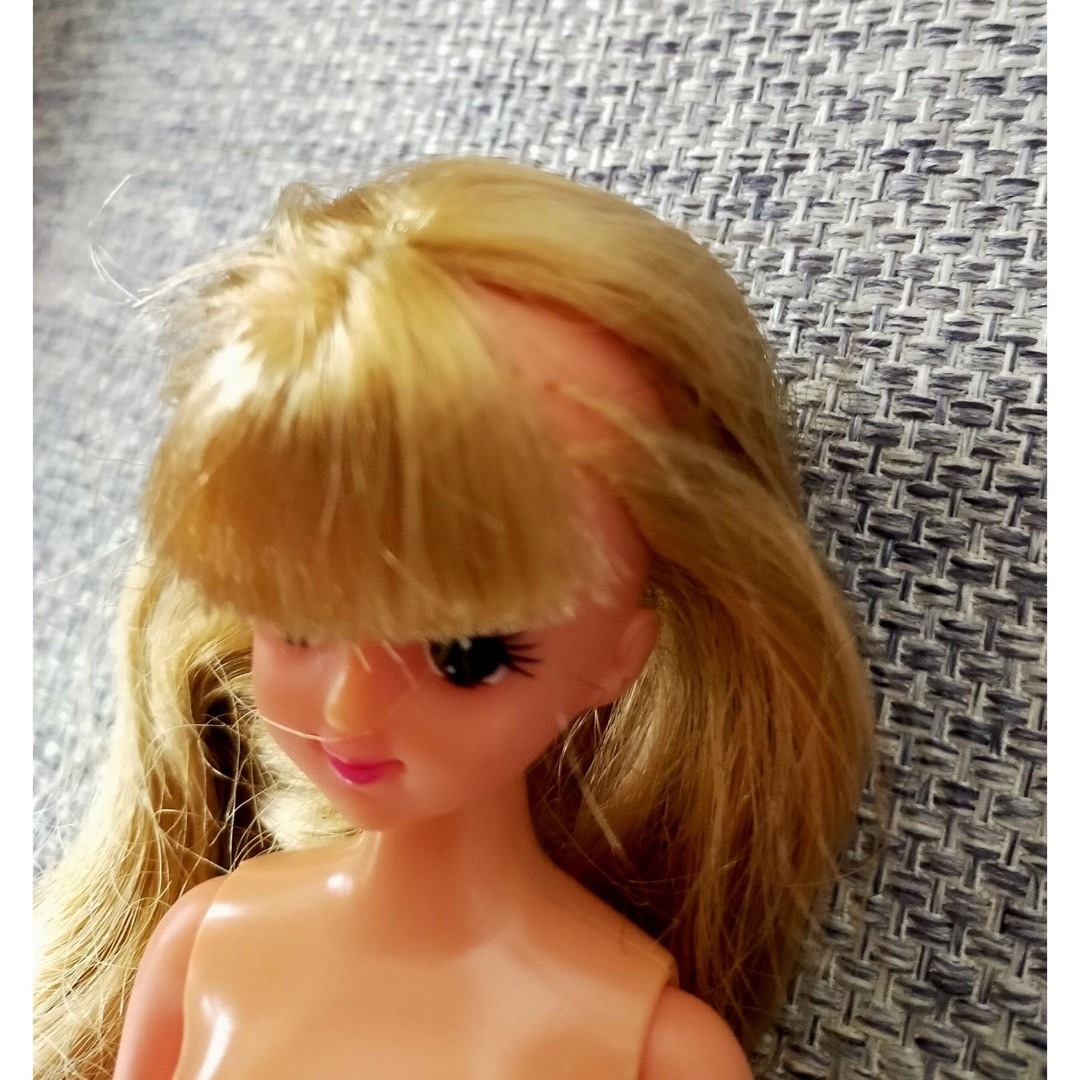 TAKARA 1981年 中国製 バービー ジェニーちゃん リカちゃん 人形 TAKARA 1981年 中国製 バービー ジェニーちゃん リカちゃん 人形