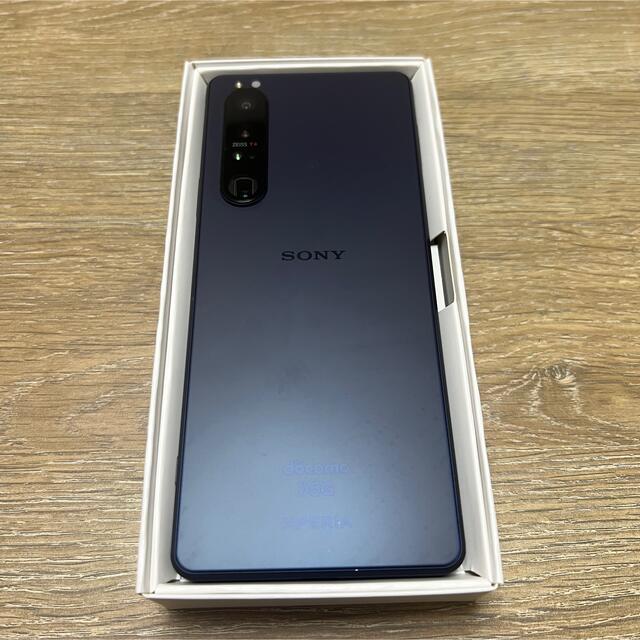 Xperia(エクスペリア)のSONY Xperia 1 III SO-51B フロストパープル スマホ/家電/カメラのスマートフォン/携帯電話(スマートフォン本体)の商品写真