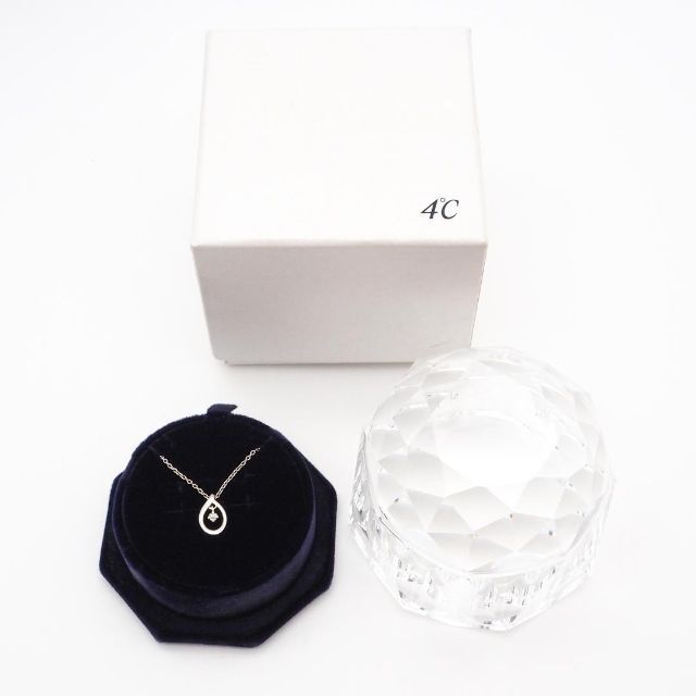 4℃(ヨンドシー)の《美品》4℃ ネックレス シルバー しずく ダイヤモンド ガラスケース レディースのアクセサリー(ネックレス)の商品写真