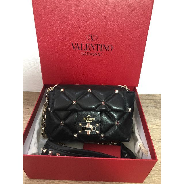 VALENTINO - ☆VALENTINO☆ロックスタッズ ショルダーバッグの通販 by