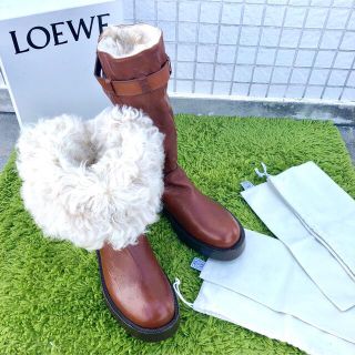 ロエベ ブーツ(メンズ)の通販 16点 | LOEWEのメンズを買うならラクマ 最愛 レインブーツ 黒 サイズ42 ロエベ じぇいジェイ様専用 LOEWE ブーツ