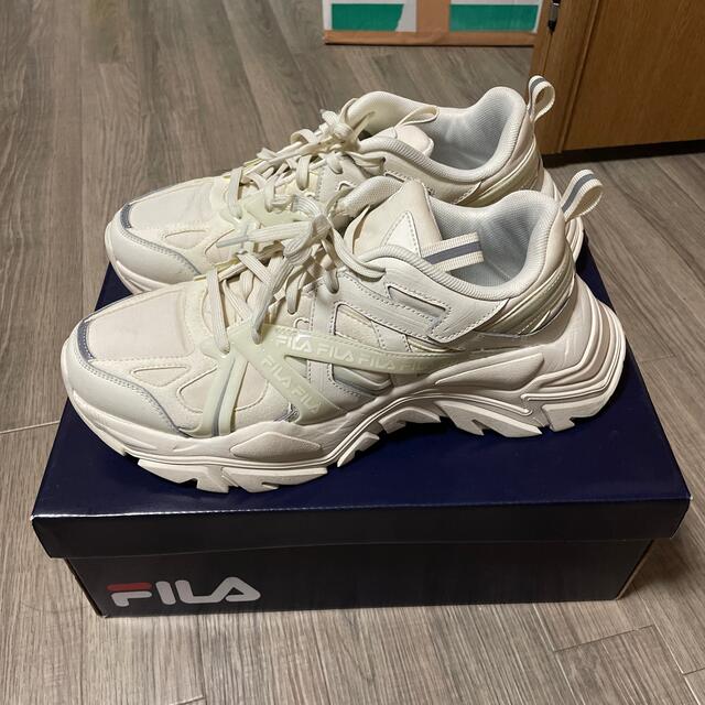 FILA(フィラ)の今日まで掲載！即日発送！今なら大特価FILA ELECTROVE 2 28cm  メンズの靴/シューズ(スニーカー)の商品写真