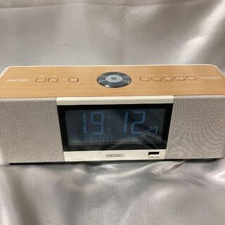 SEIKO - 美品 送料無料 ブルートゥーススピーカー時計 セイコー オンキョー SS501A