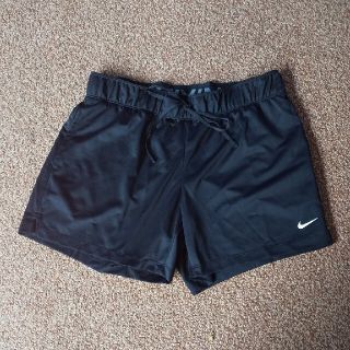 ナイキ(NIKE)のナイキショートパンツ   L(ショートパンツ)