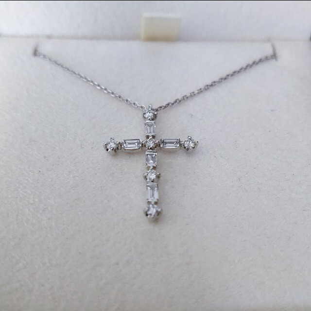 スタージュエリー ダイヤモンド クロス ネックレス Pt950 0.27ct