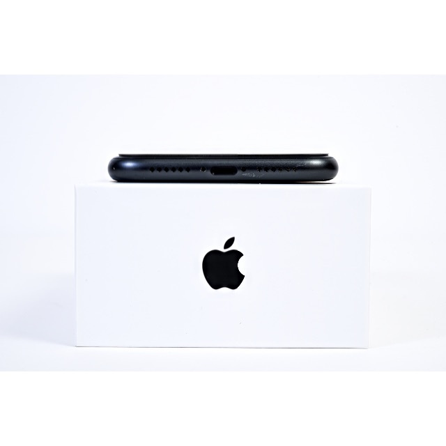 iPhone11 128GB ブラック 付属品新品 SIMフリー ガラスフィルム iPhone11 128GB ブラック 付属品新品 SIMフリー ガラスフィルム