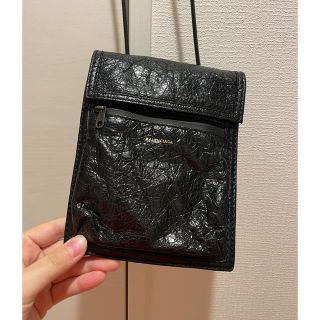 バレンシアガ(Balenciaga)のbalenciaga GD着用 BALENCIAGA ロッカーポーチ(セカンドバッグ/クラッチバッグ)