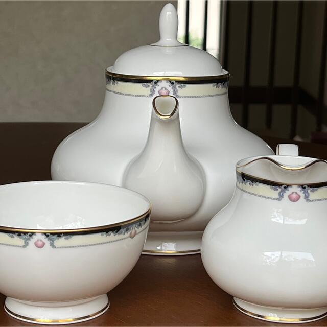 Royal Doulton(ロイヤルドルトン)の【レア美品】ロイヤルドルトン★ロードス★ティーポットセット インテリア/住まい/日用品のキッチン/食器(食器)の商品写真